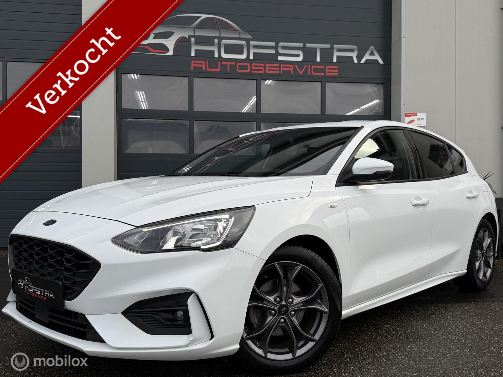 Ford Focus 1.0 EcoBoost Hybrid ST Line B&O Winterpack Trekhk Led 2021 - voorkant