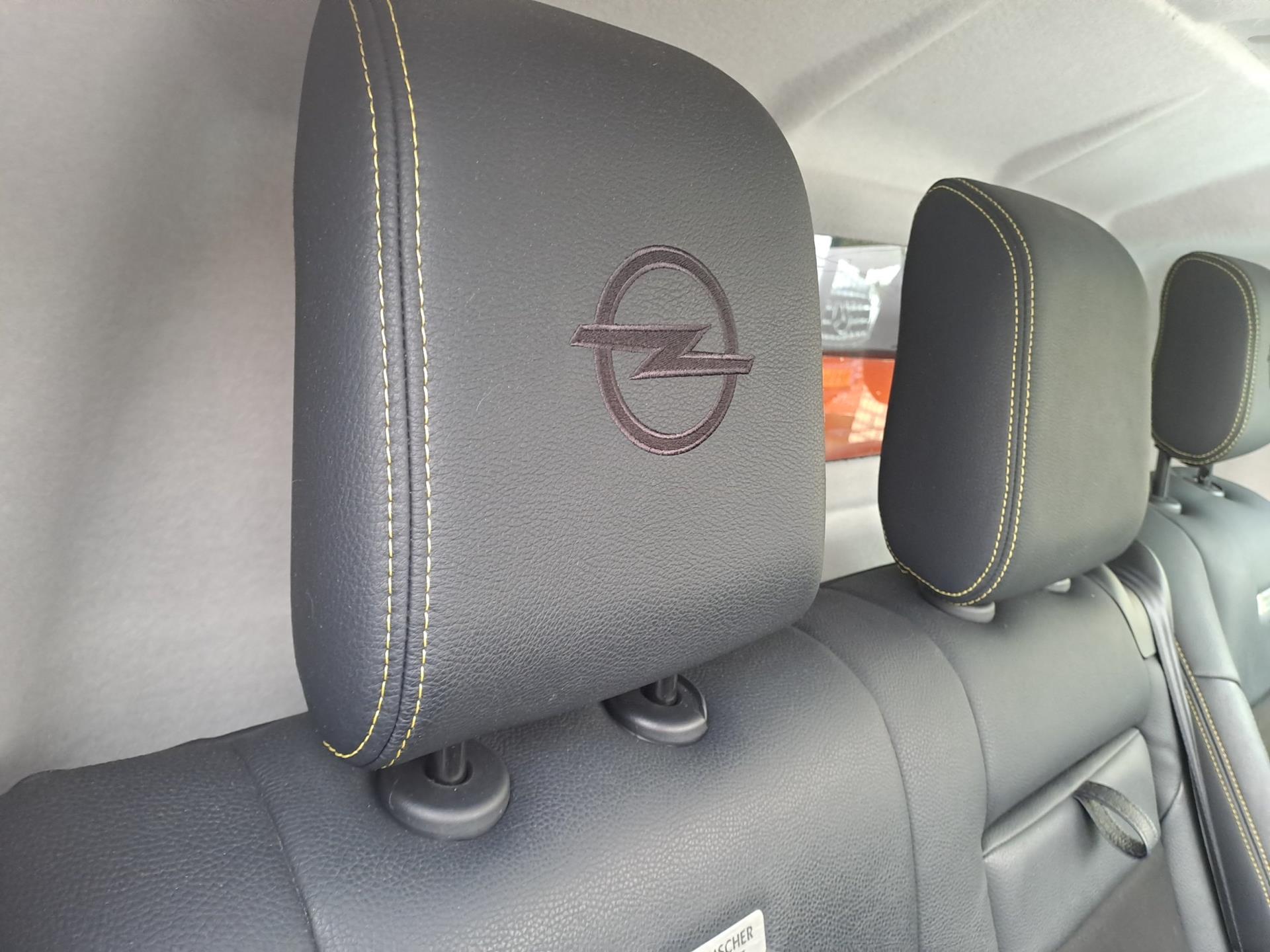 Foto van Opel Vivaro