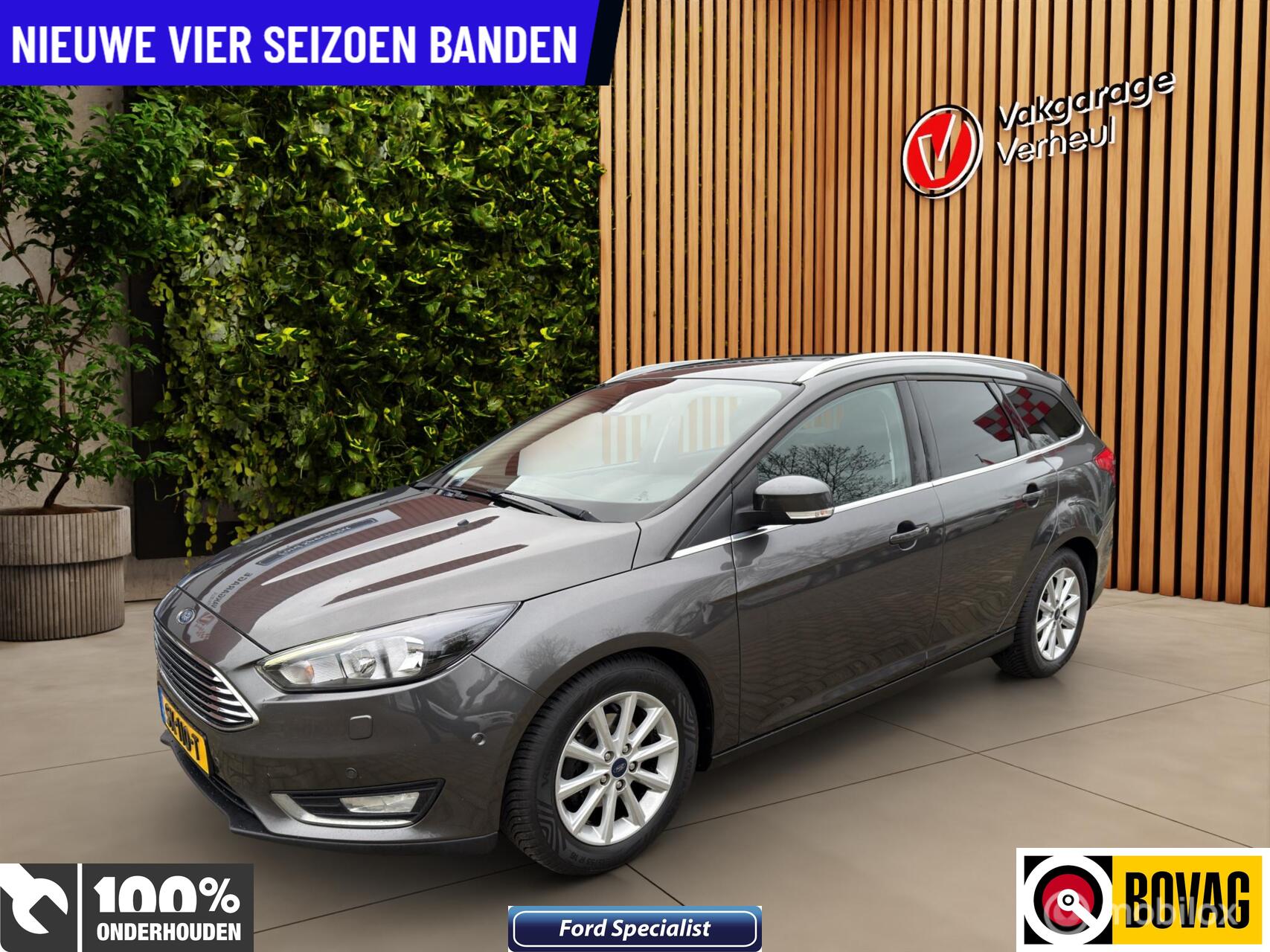 Ford Focus 1.0 First Edition|125Pk|Navi|Boekjes 2015 - voorkant