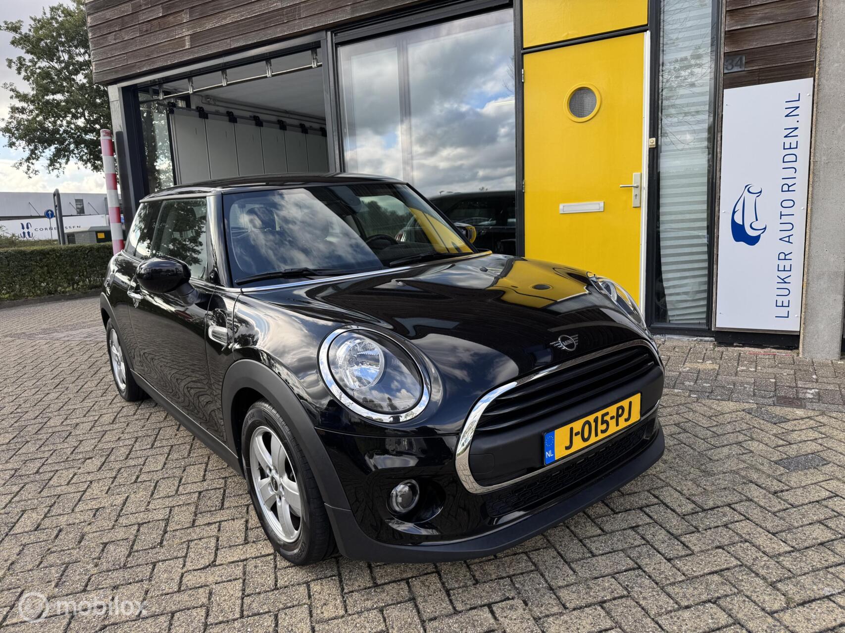 Foto van MINI ONE