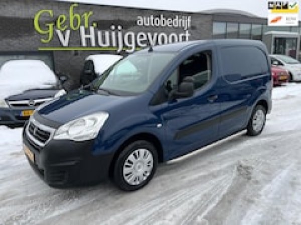 Foto van Peugeot Partner
