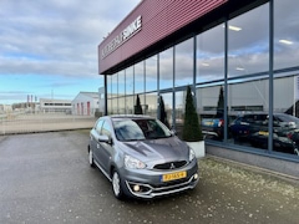 Foto van Mitsubishi Space Star