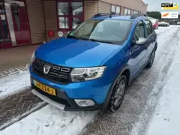 Dacia Sandero 0.9 TCe Stepway Lauréate 2017 - voorkant