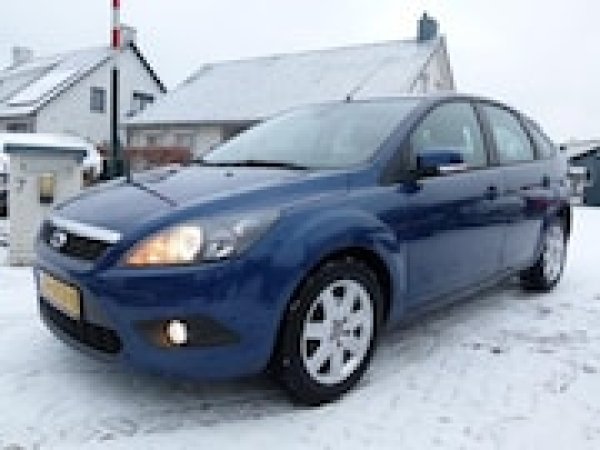 Ford Focus 1.6 Comfort 2010 - voorkant