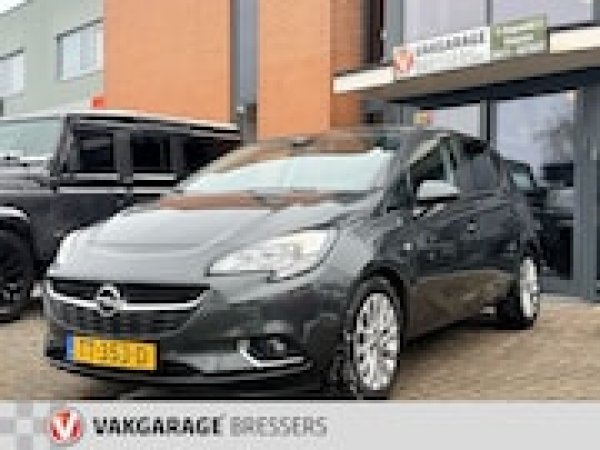 Opel Corsa 1.4 Online Edition 2018 - voorkant
