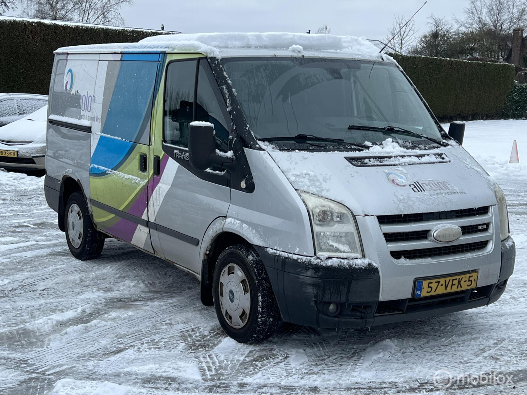 Ford Transit 300s FD Van 110 LR 4.23 330S 2.2 TDCI SHD 2007 - voorkant