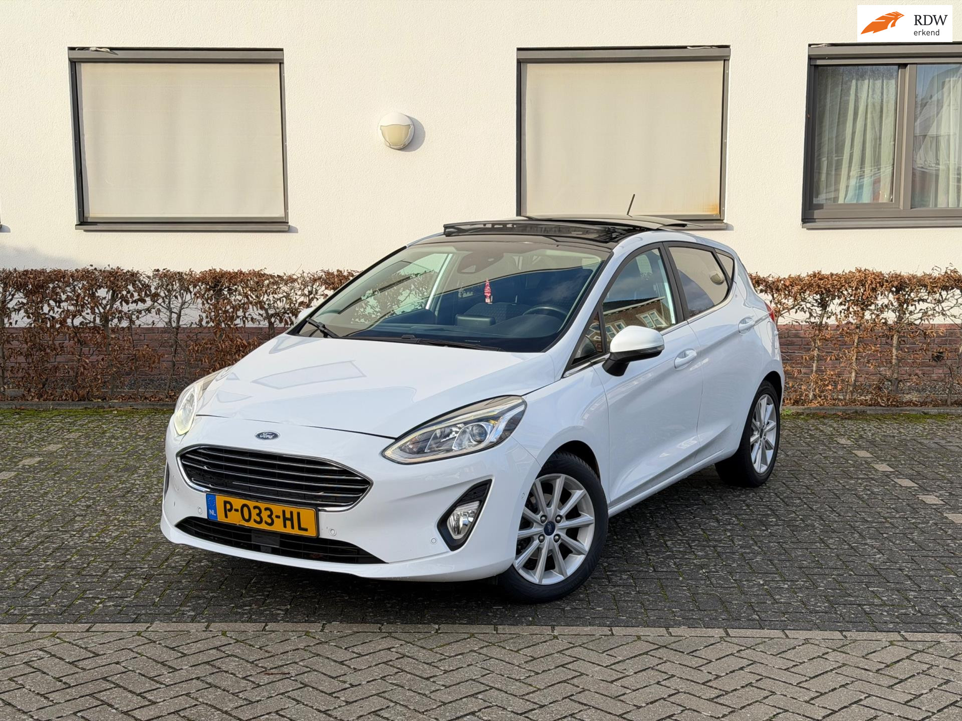 Ford Fiesta 1.0 EcoBoost Titanium B&O PANO CAMERA FULLL OPTION! 2018 - voorkant