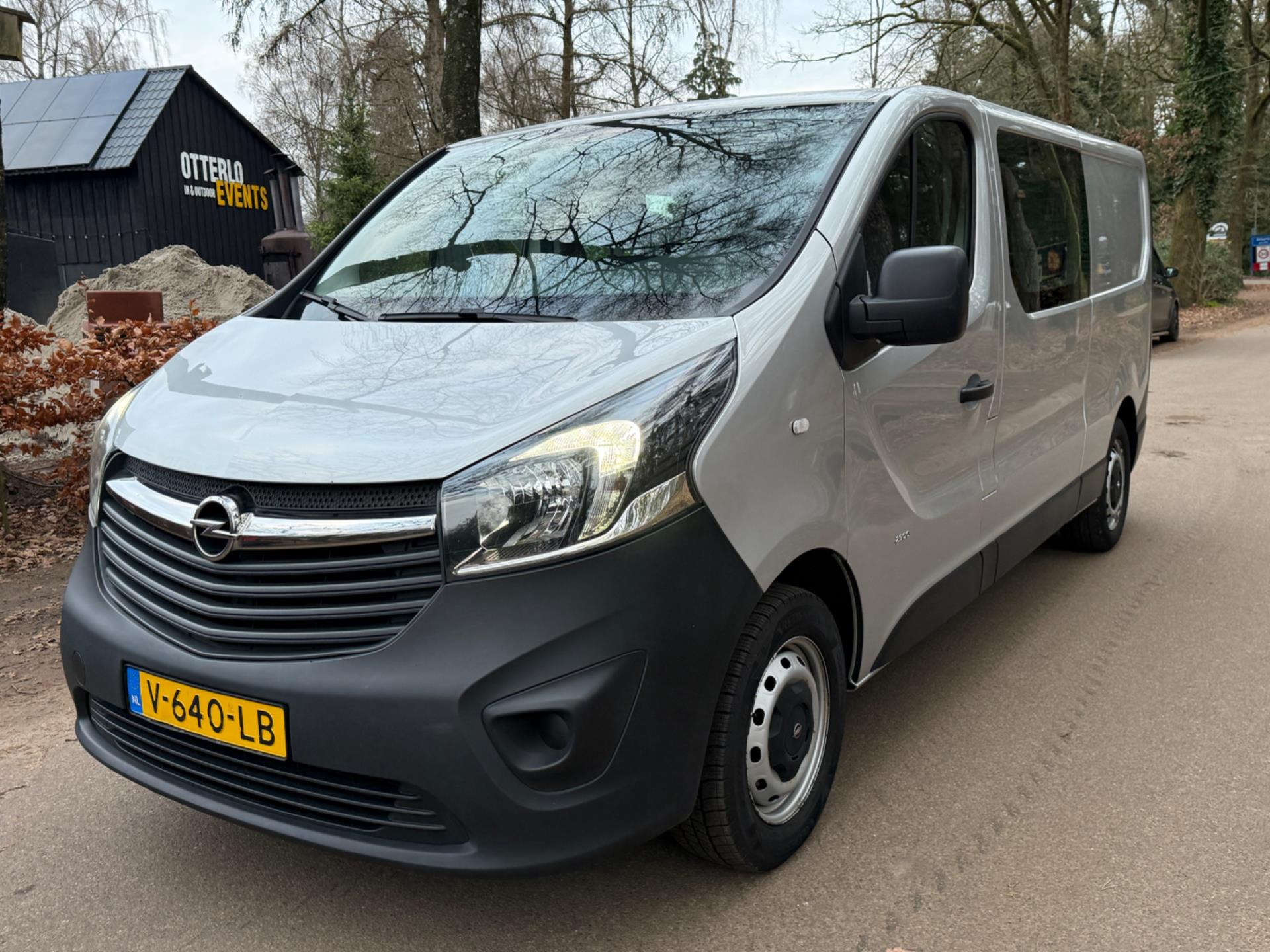 Foto van OPEL VIVARO-B