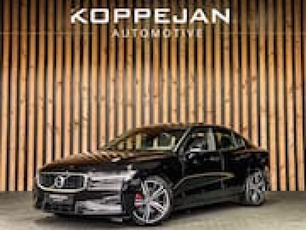 Volvo S60 2.0 T4 R-Design 2019 - voorkant