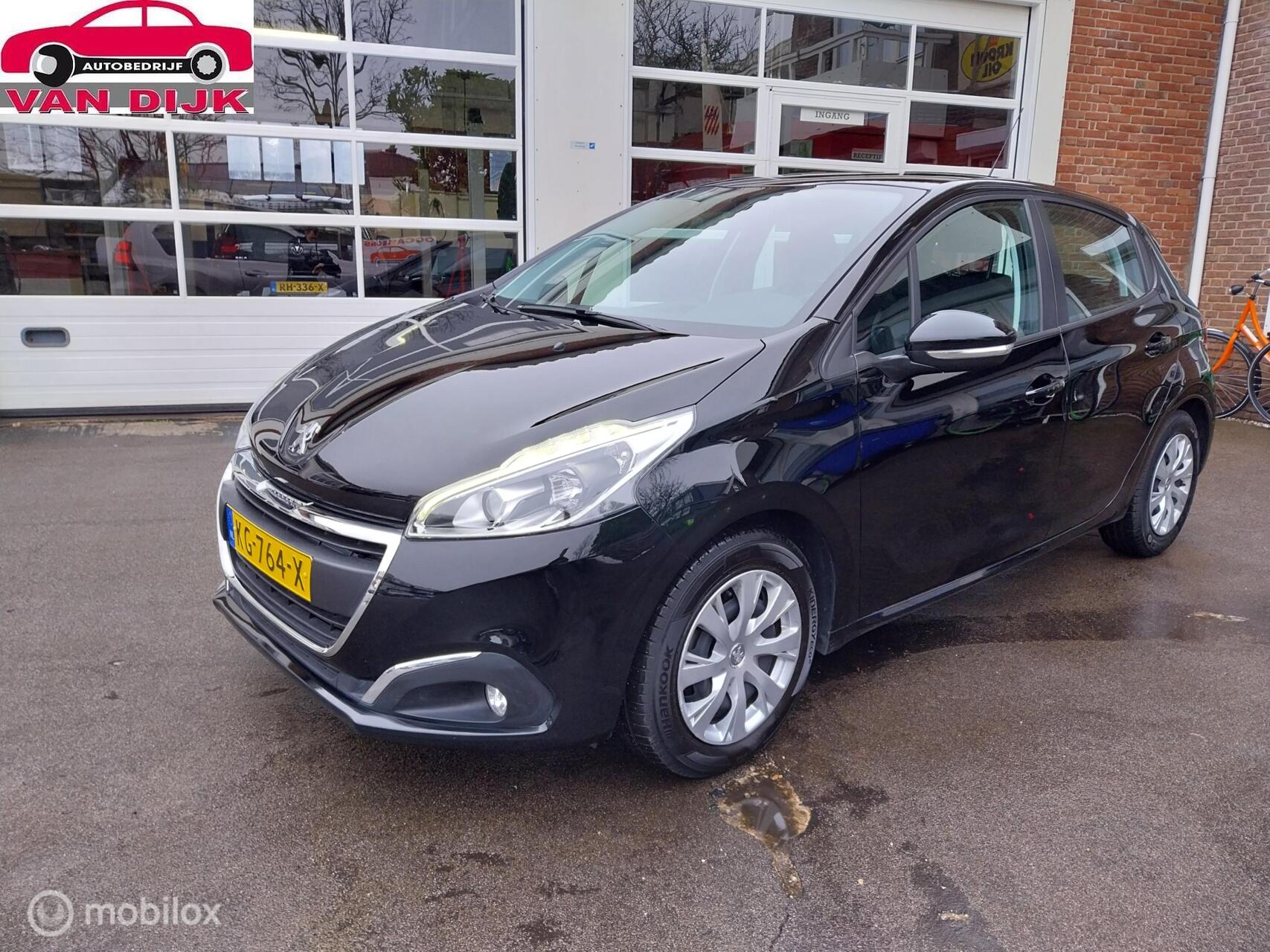 Peugeot 208 1.2 PureTech Blue Lion 2016 - voorkant