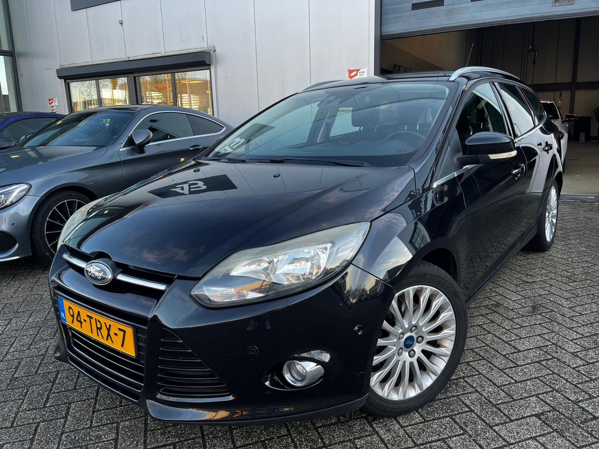 Ford Focus 1.6 EcoBoost Titanium (Airco, Parkeersensoren, Goed Onderhouden, Inruilkoopje) 2012 - voorkant