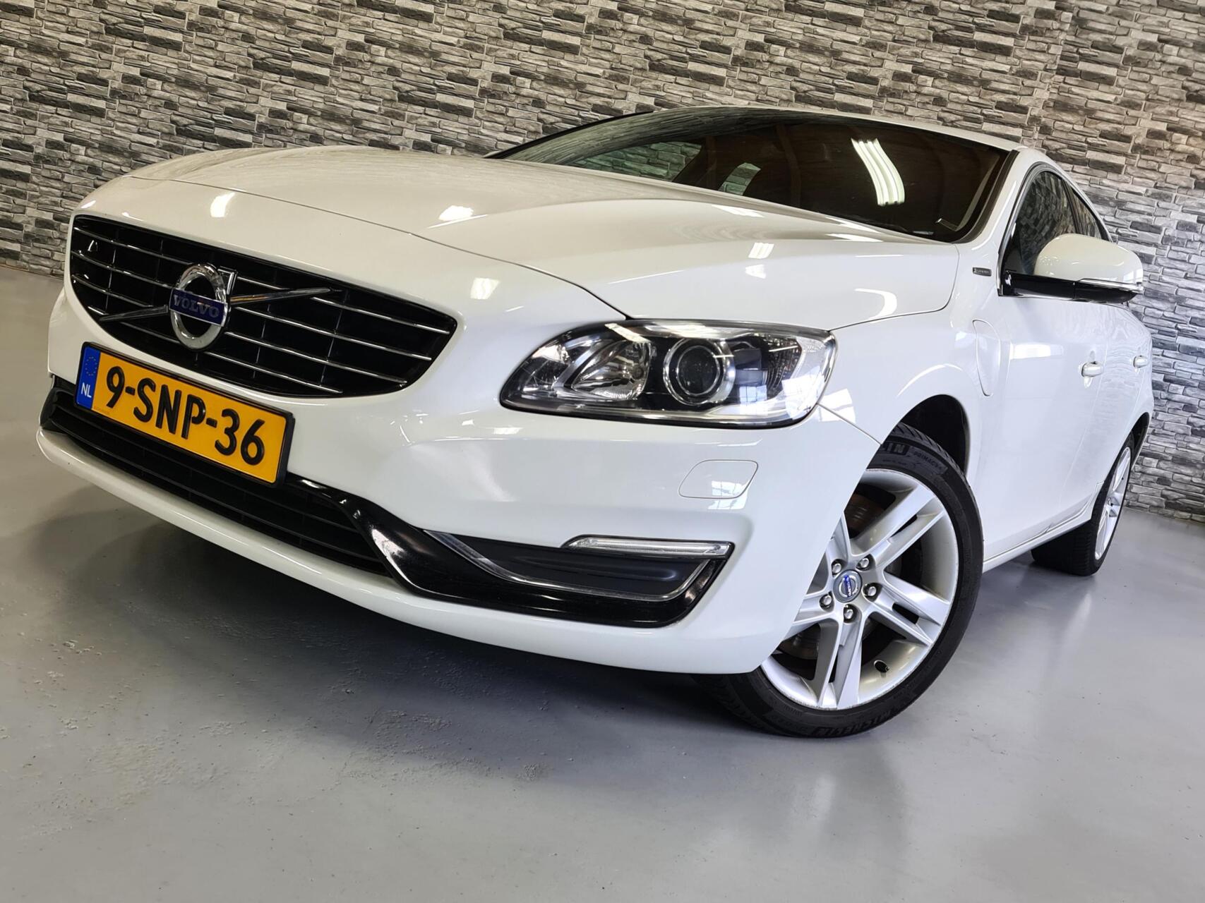 Foto van VOLVO V60 PLUG IN HYBRID