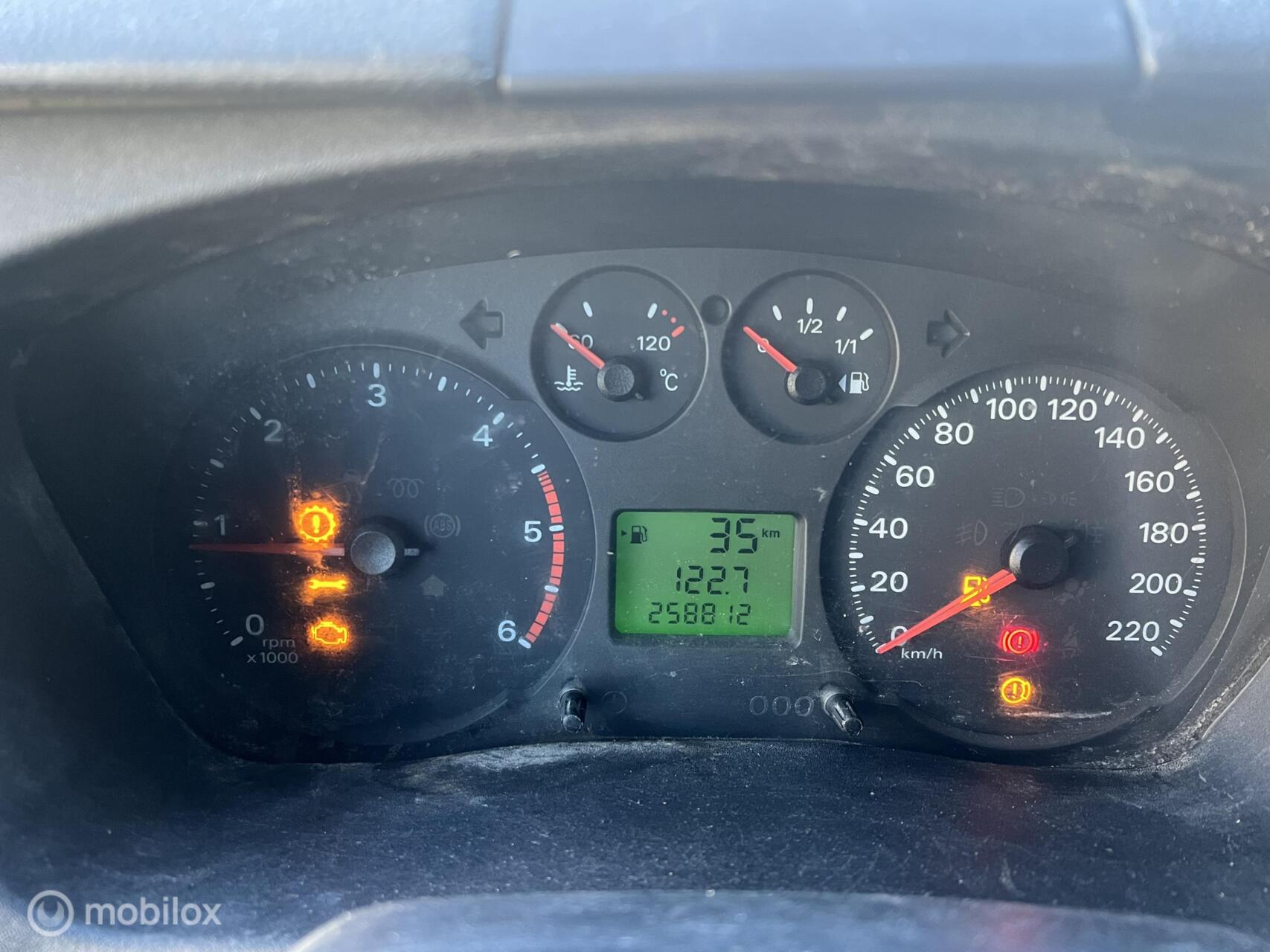 Foto van Ford Transit 260s Van 85dpf LR 4.23