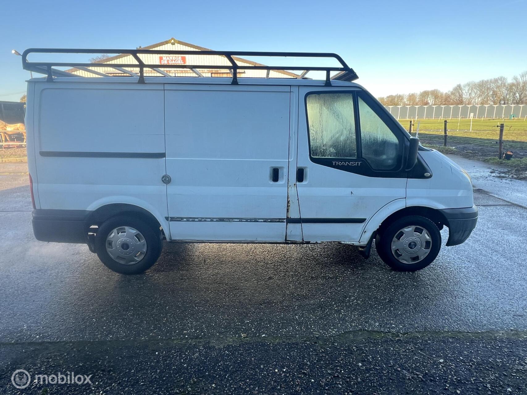 Foto van Ford Transit 260s Van 85dpf LR 4.23