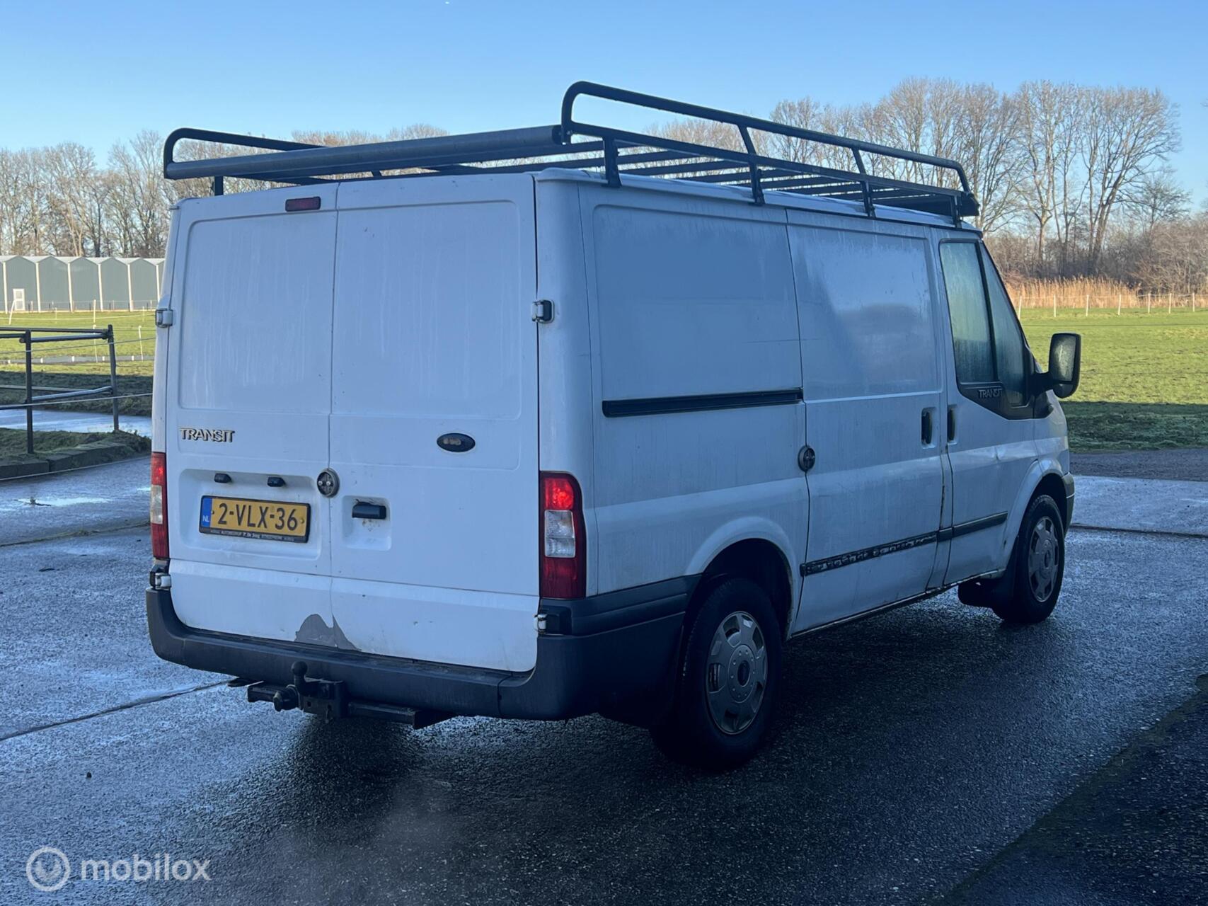 Foto van Ford Transit 260s Van 85dpf LR 4.23