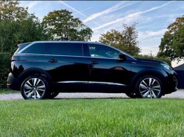 Foto van Peugeot 5008