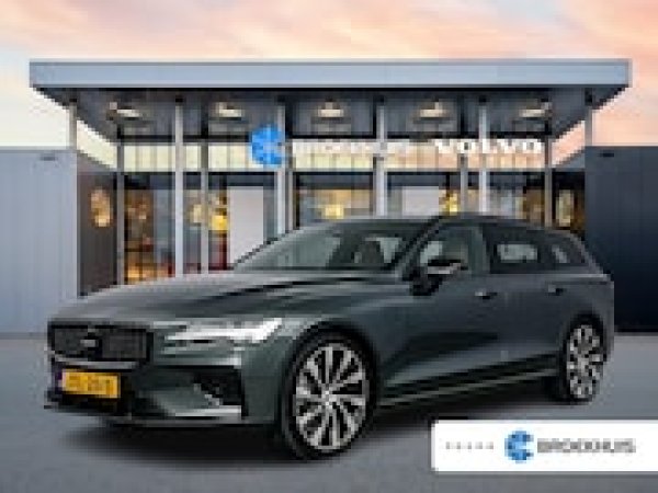 Volvo V60 2.0 T8 AWD U. Dark 2026 - voorkant