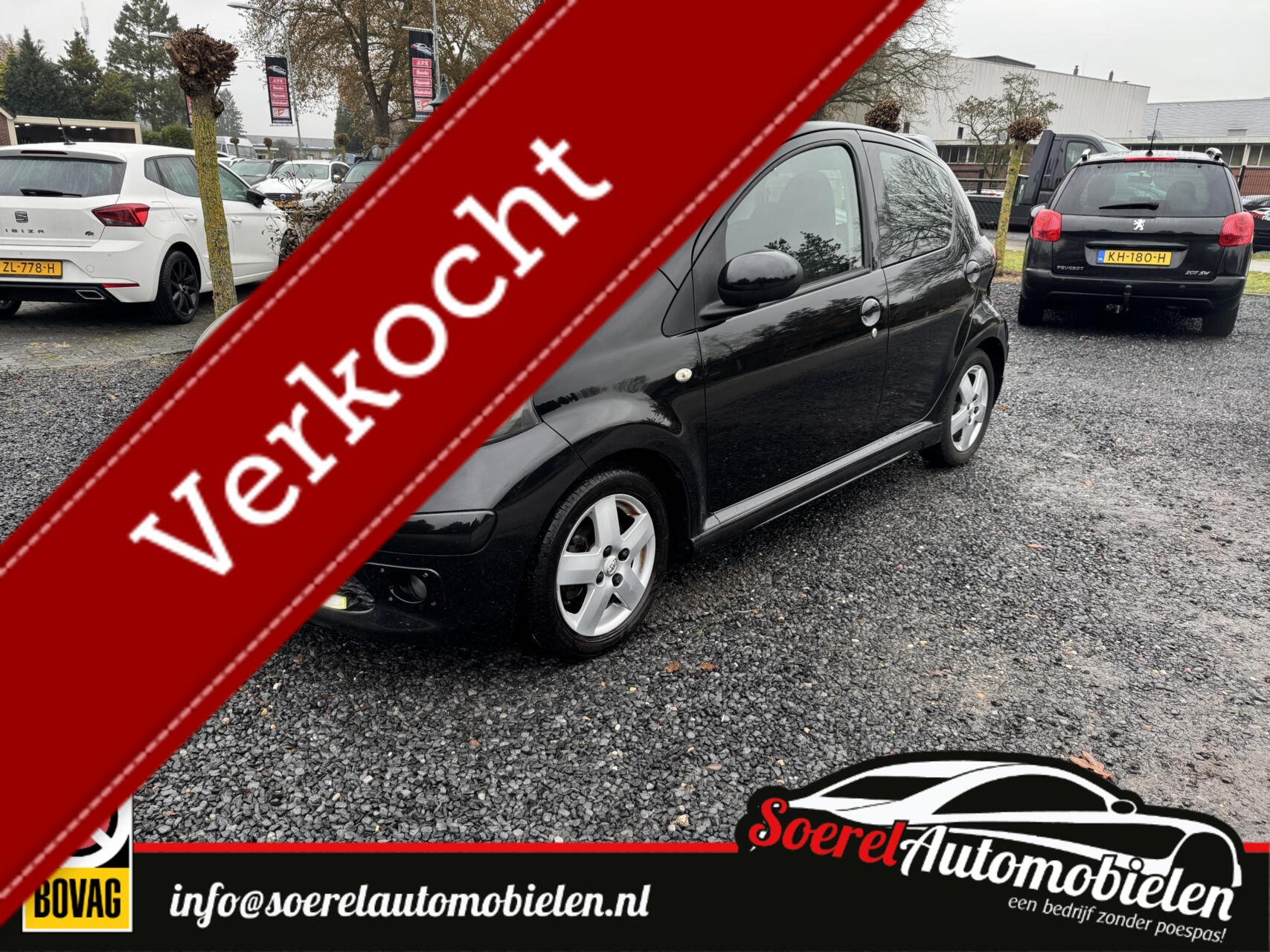 Toyota Toyota Aygo 1.0-12V + 2008 - voorkant