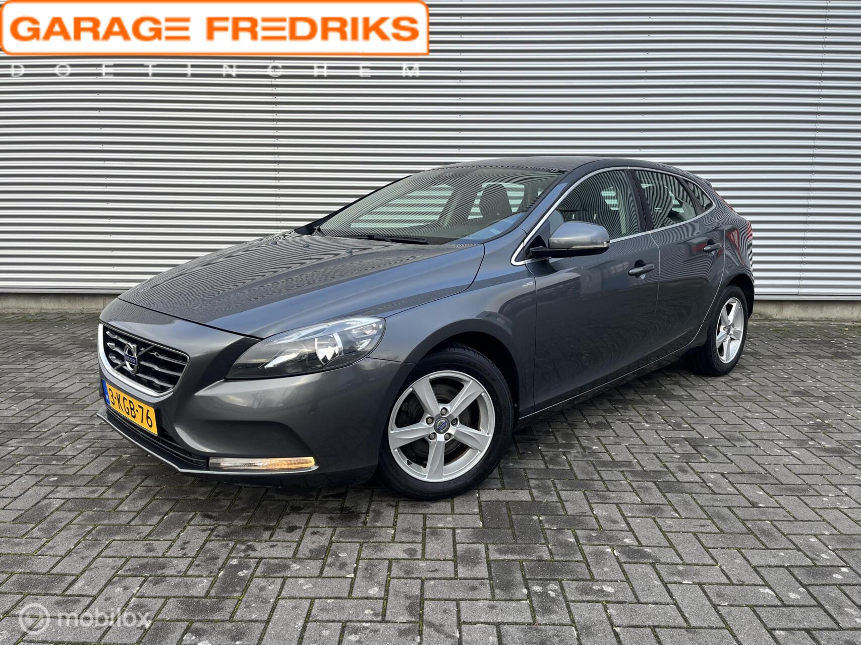 Foto van VOLVO V40