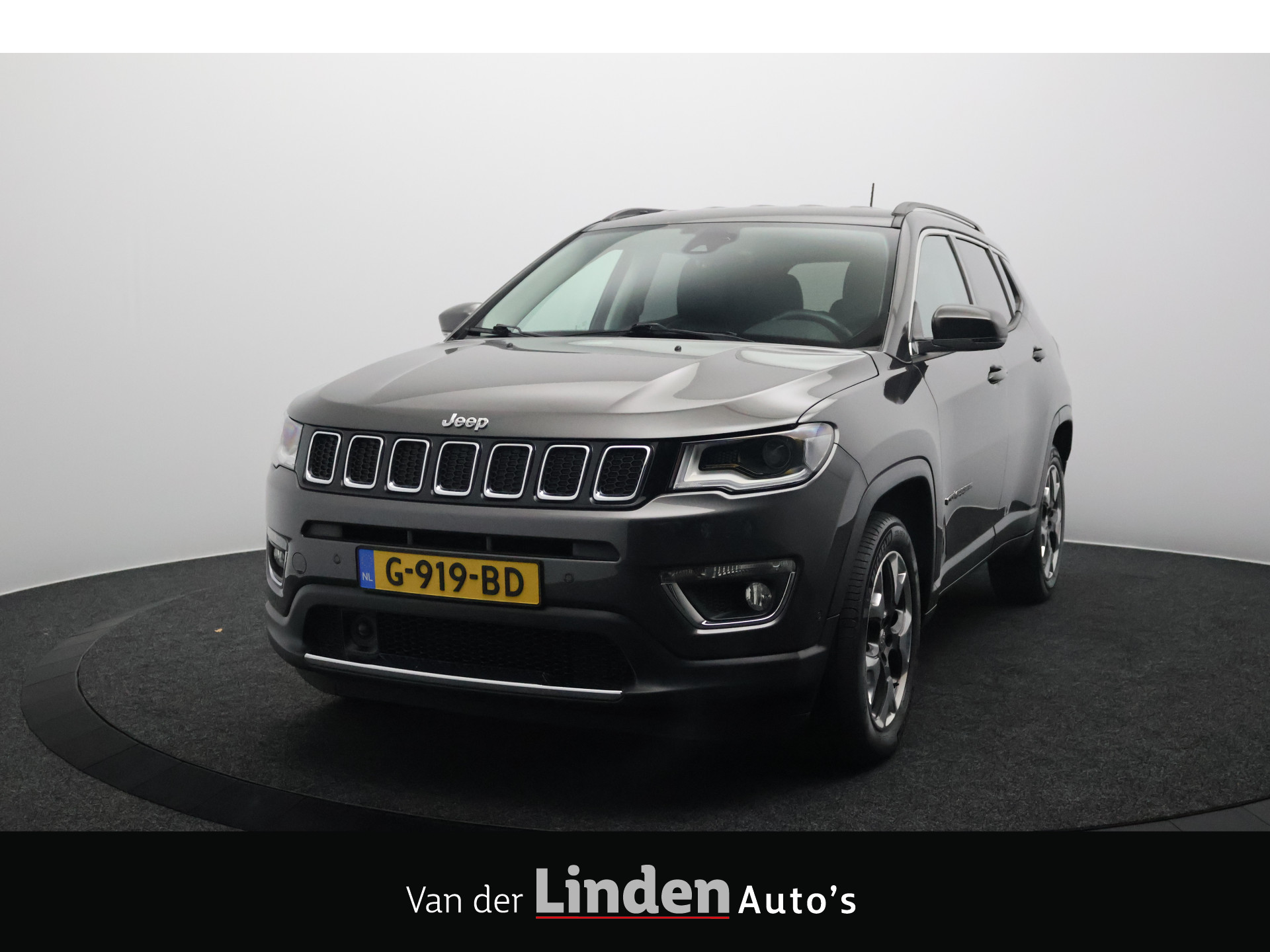 Foto van JEEP COMPASS