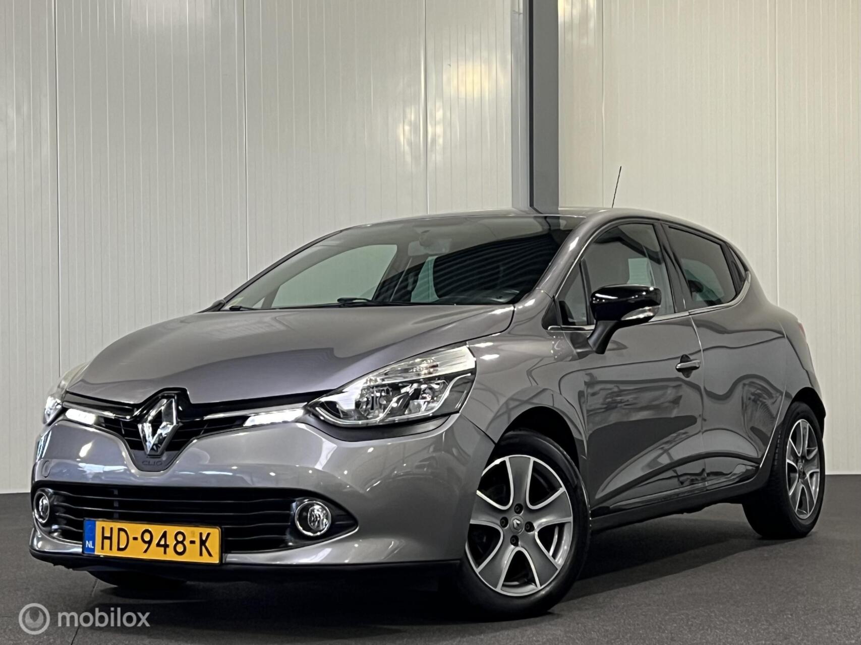 Renault Clio 0.9 TCe ECO Night&Day 2015 - voorkant