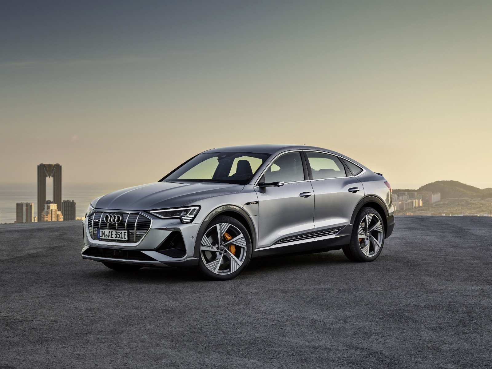 Audi E-tron Sportback 55 quattro Bns ed+ 2020 - voorkant