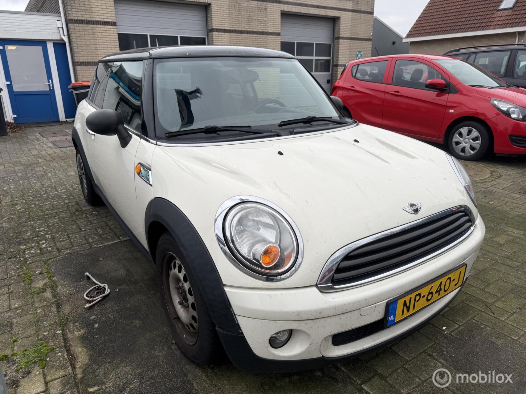 Foto van MINI ONE