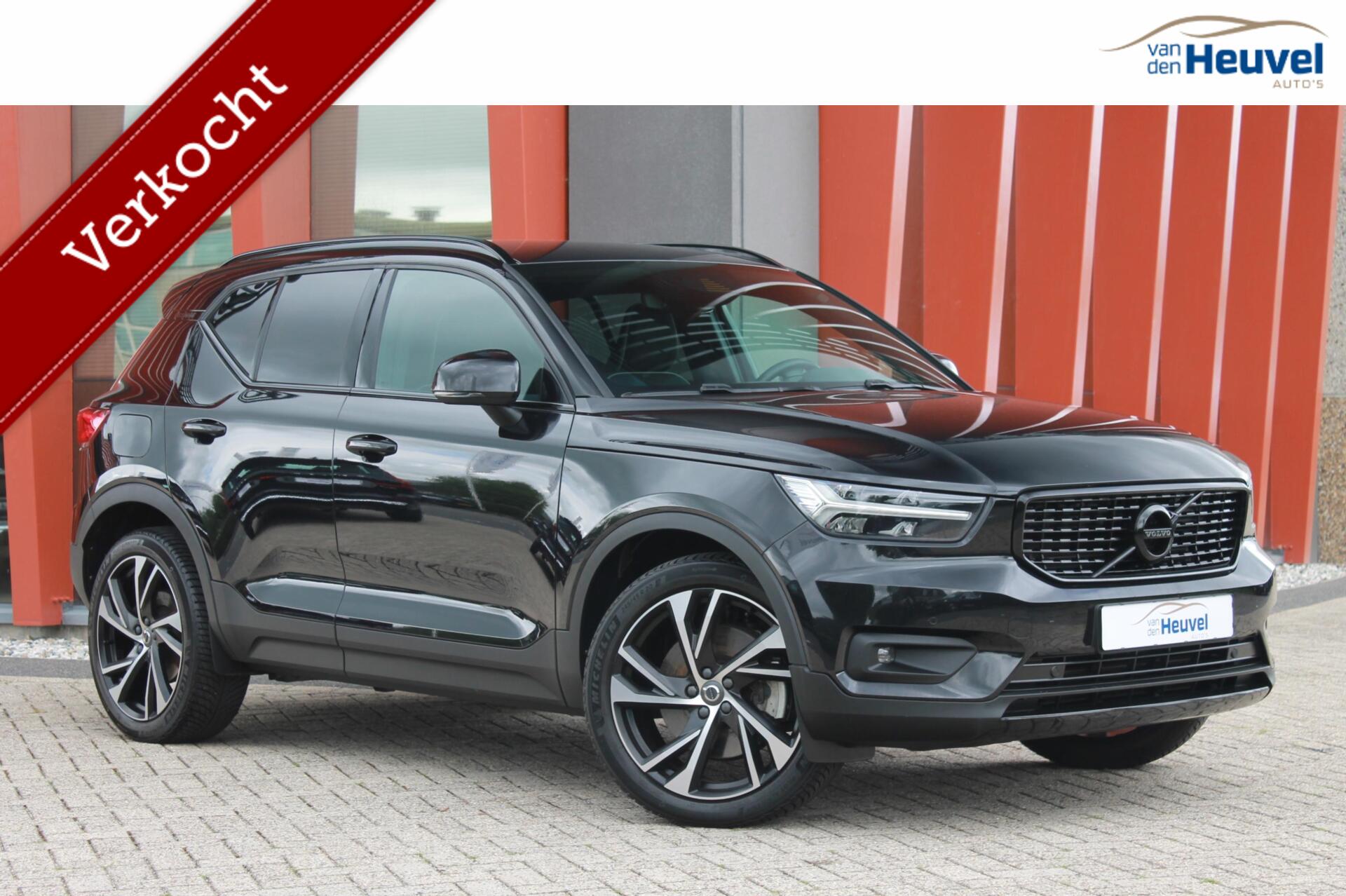 Volvo XC40 T5 Recharge R-Design | Pilot Assist | BLIS | Parkeercamera | 20 INCH | Memory Stoelen | Glossy Black | Keyless 2021 - voorkant