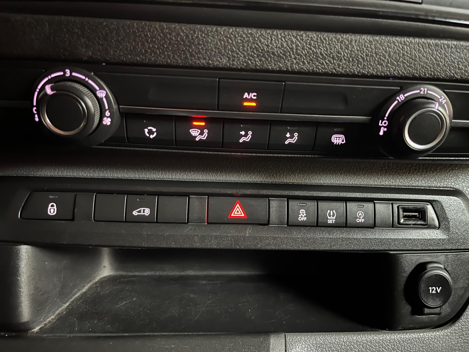 Foto van Opel Vivaro