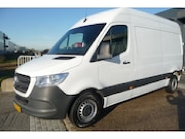 Mercedes-Benz Sprinter 315 1.9 CDI L2H2 2023 - voorkant