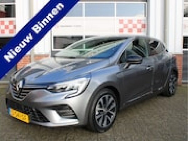 Renault Clio 1.6 E-Tech Hybrid 145 Techno 2023 - voorkant