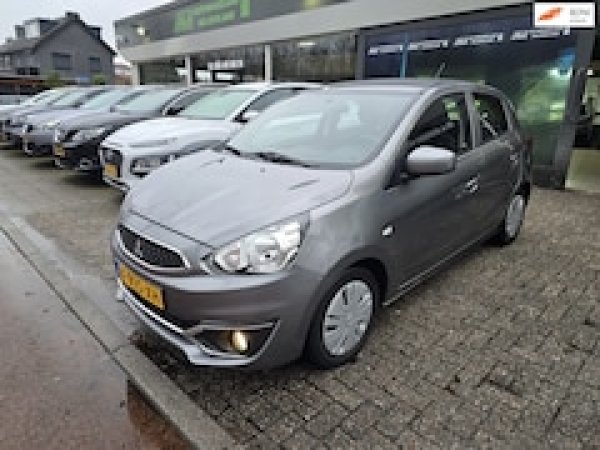 Foto van Mitsubishi Space Star