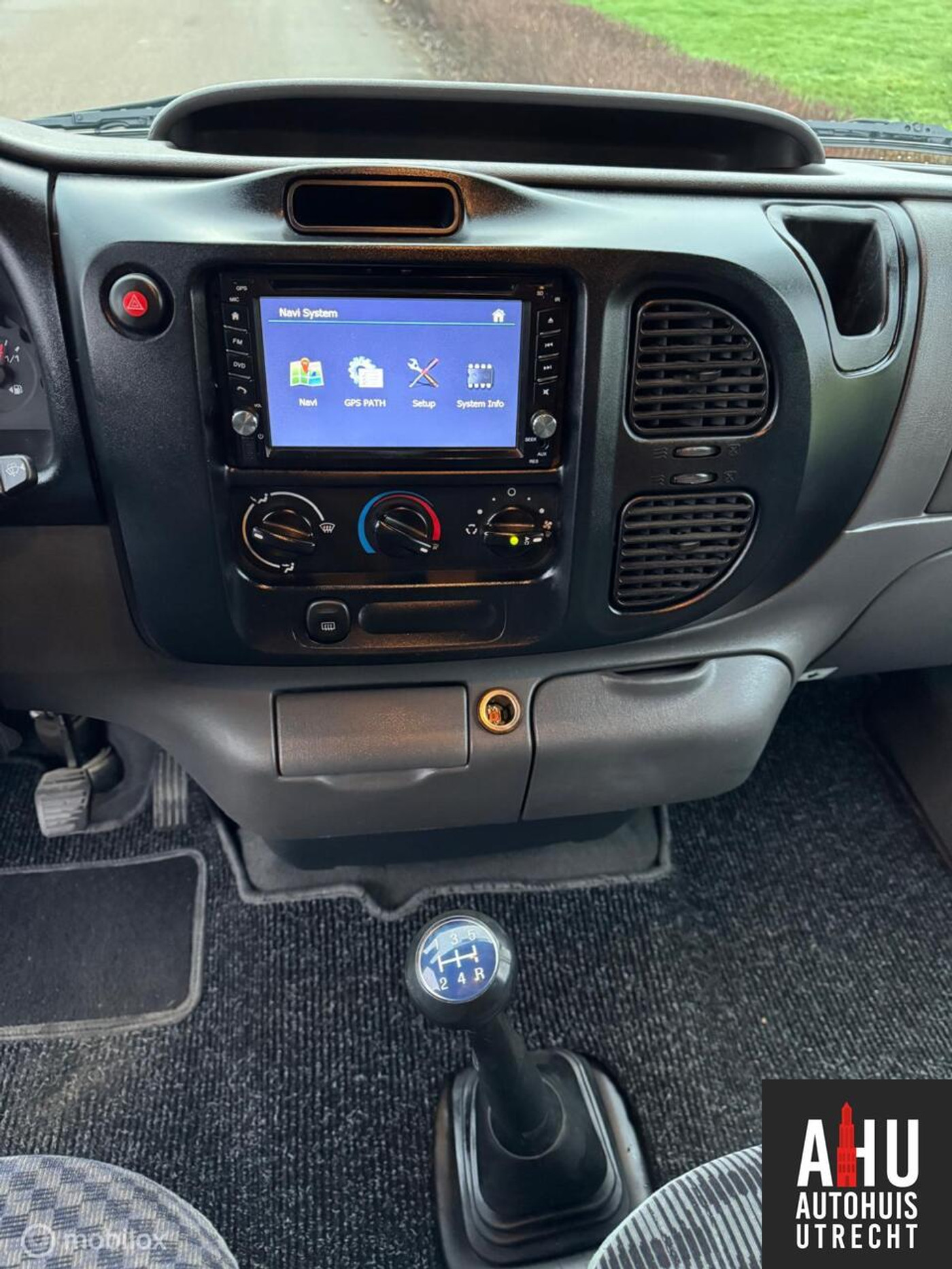 Foto van Ford Transit 260s FD DC 125 LR 4,23