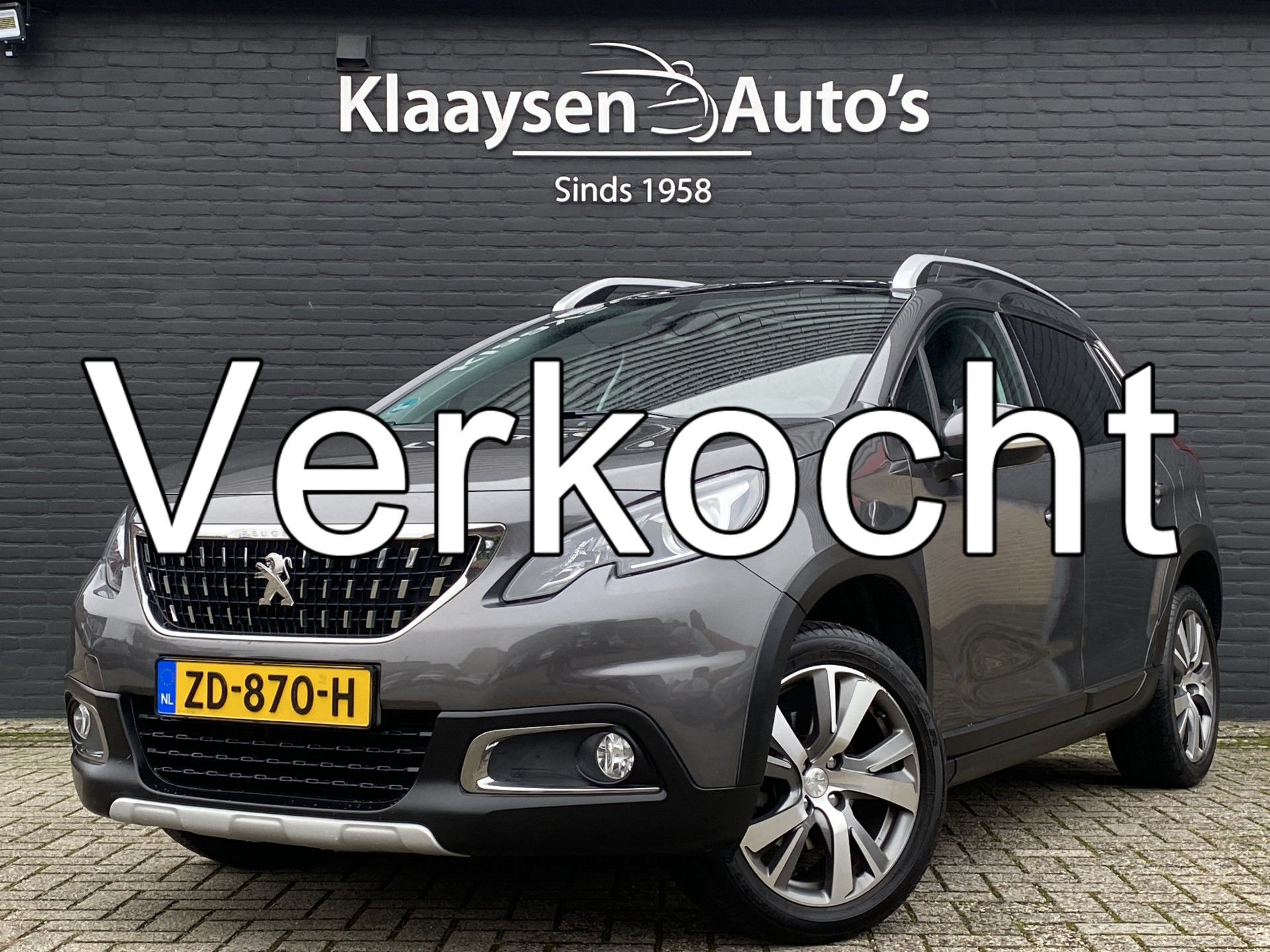 Peugeot 2008 1.2 PureTech Blue Lease Allure 130 pk | navigatie | panoramadak | camera | apple carplay | dab audio 2019 - voorkant