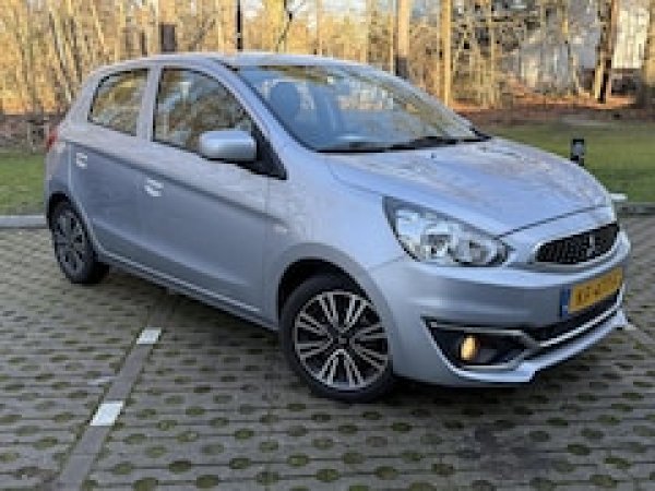 Foto van Mitsubishi Space Star