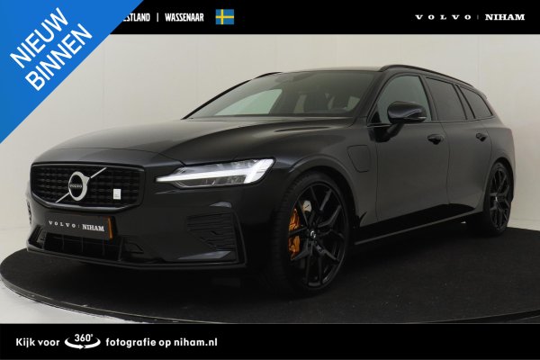 Volvo V60 2.0 T8 AWD PstrEn 2021 - voorkant