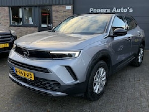 Opel Mokka 1.2 Turbo Elegance 2022 - voorkant
