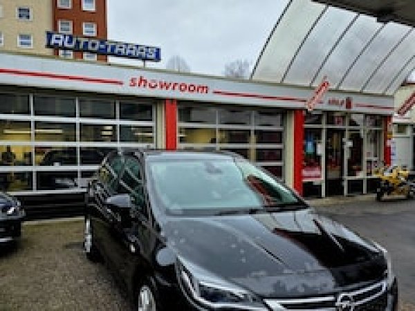 Opel Astra 1.0 Online Edition 2018 - voorkant