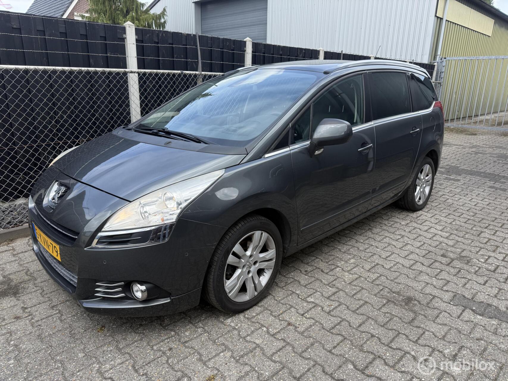 Foto van Peugeot 5008