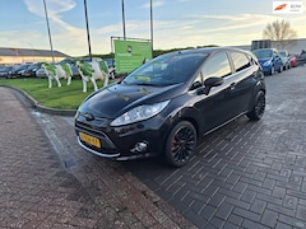 Ford Fiesta 1.25 Titanium 2012 - voorkant