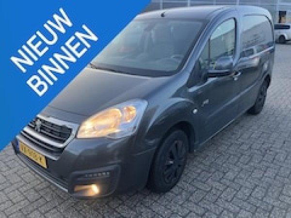 Foto van Peugeot Partner