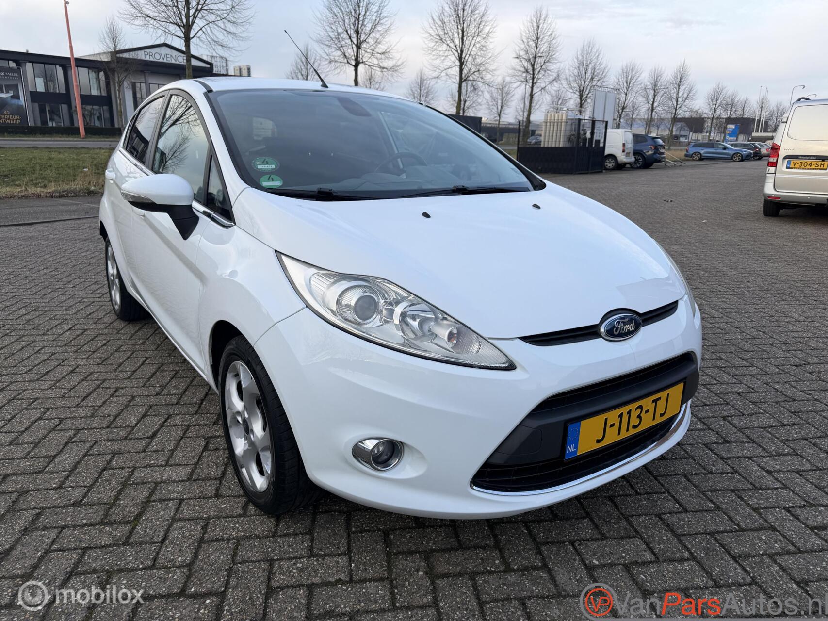 Ford Fiesta 1.4 Trend,5drs,Airco,Clima 2010 - voorkant