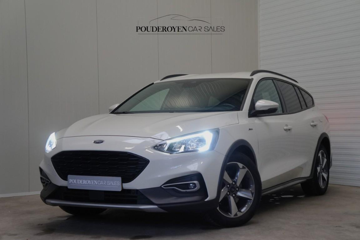 Ford Focus 1.0 EcoB. Hybrid Active X / Virtual Cockpit / Winterpack / NL Auto / Trekhaak / Nieuwstaat / Rijklaar! 2021 - voorkant