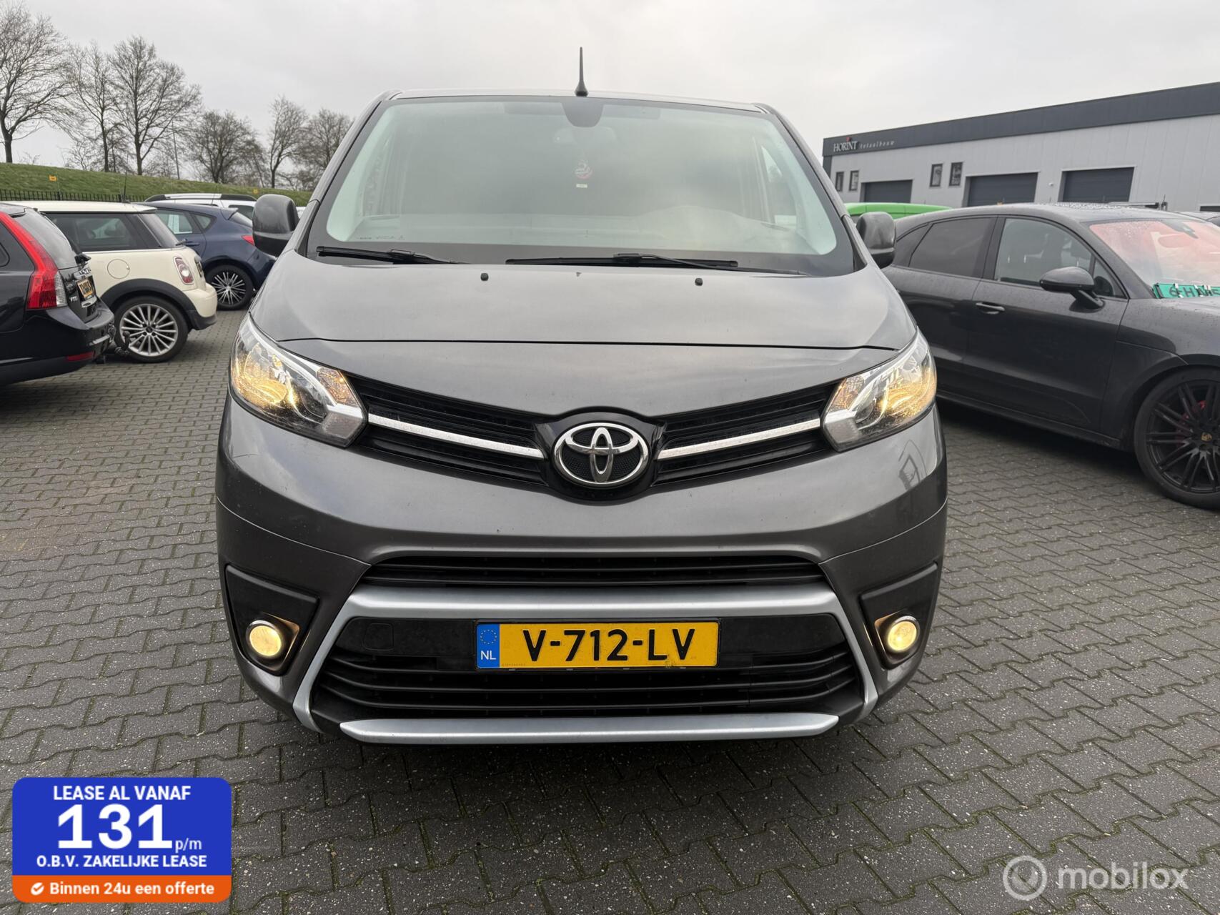 Foto van TOYOTA PROACE