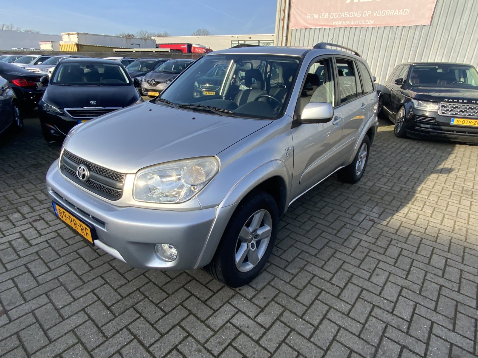 Toyota Rav4 2.0-16V VVT-i Sol 2004 - voorkant