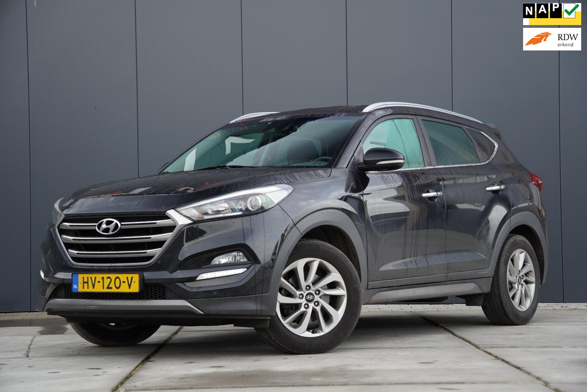 Hyundai Tucson 1.6 GDi Comfort 2016 Airco Clima Navi Trekhaak Stoelverwarming Cruise control 2016 - voorkant