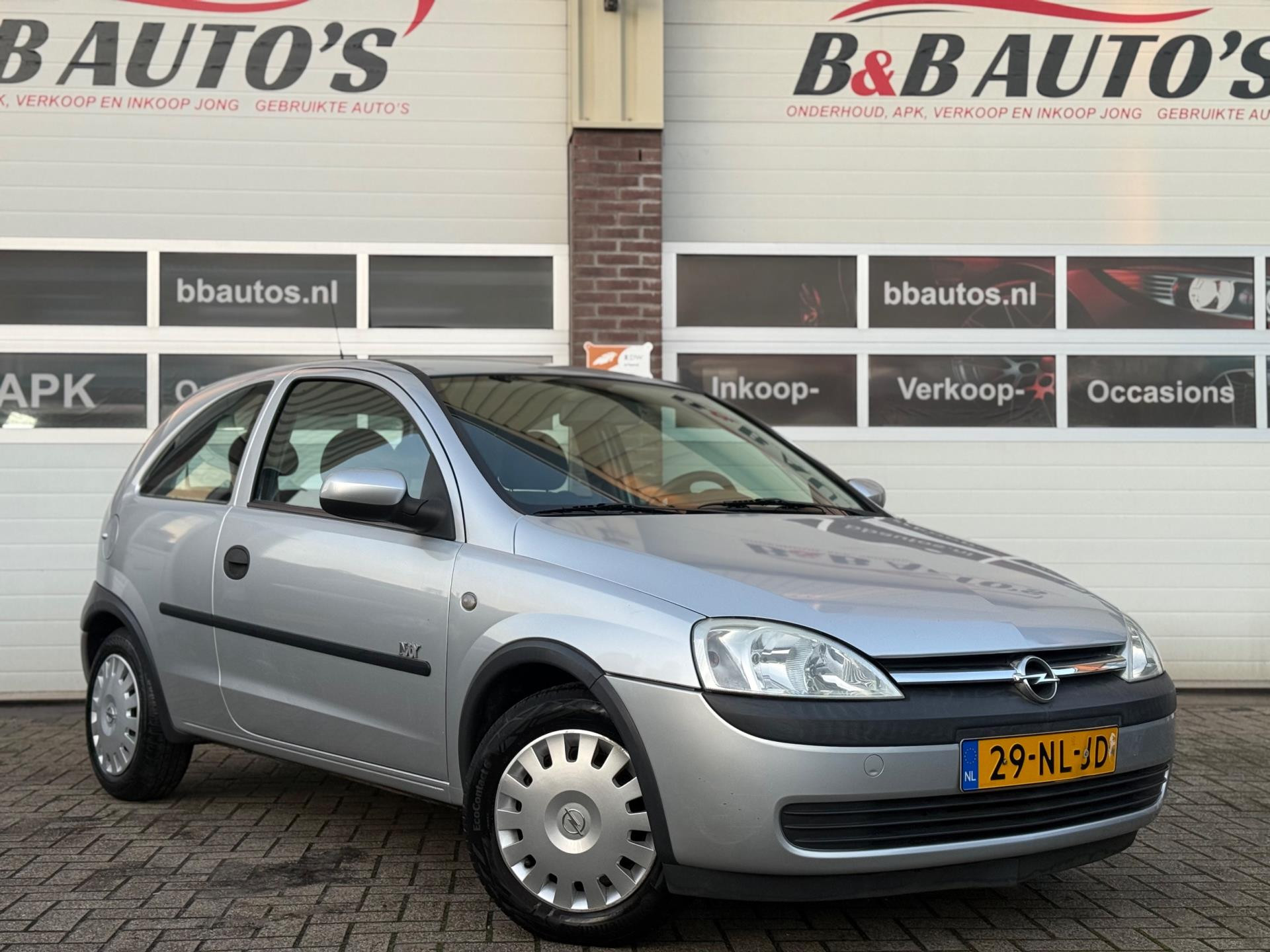 Foto van OPEL CORSA-C