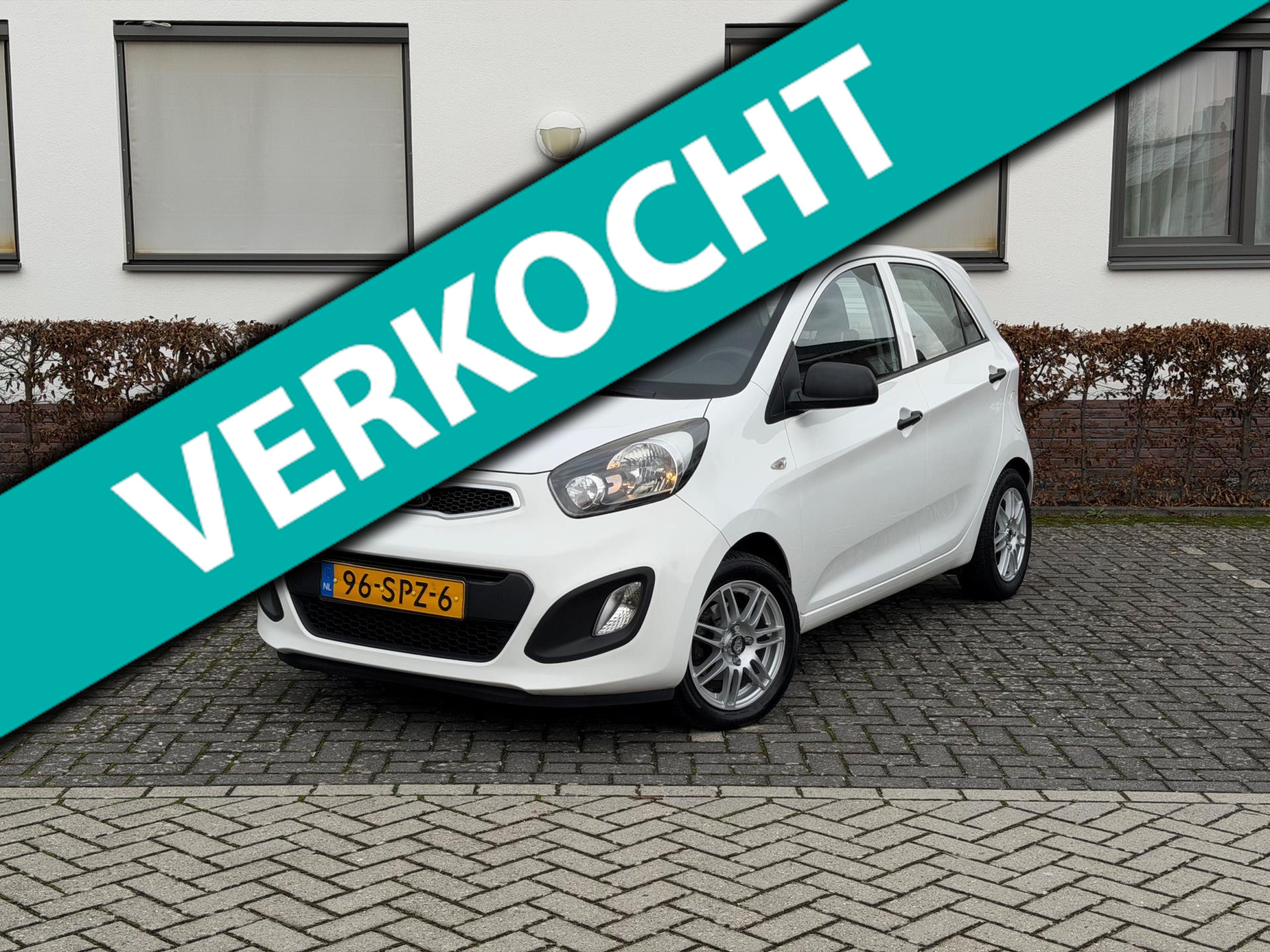 Kia Picanto 1.0 CVVT Airco Wit NAP AIRCO NETTE STAAT! 2011 - voorkant