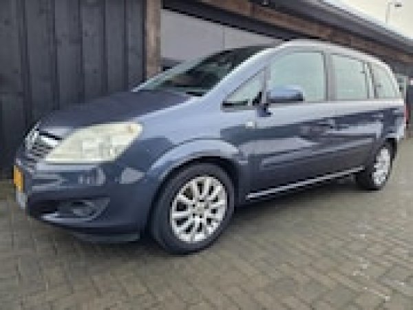 Foto van Opel Zafira