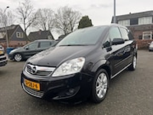 Foto van Opel Zafira